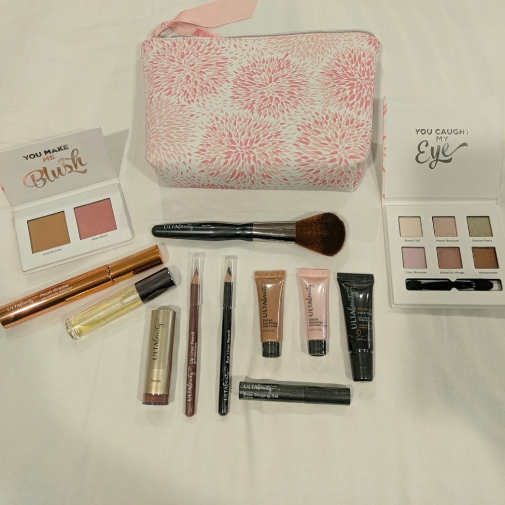 ITEMS ADDED! Brand new Ulta bag with makeup!